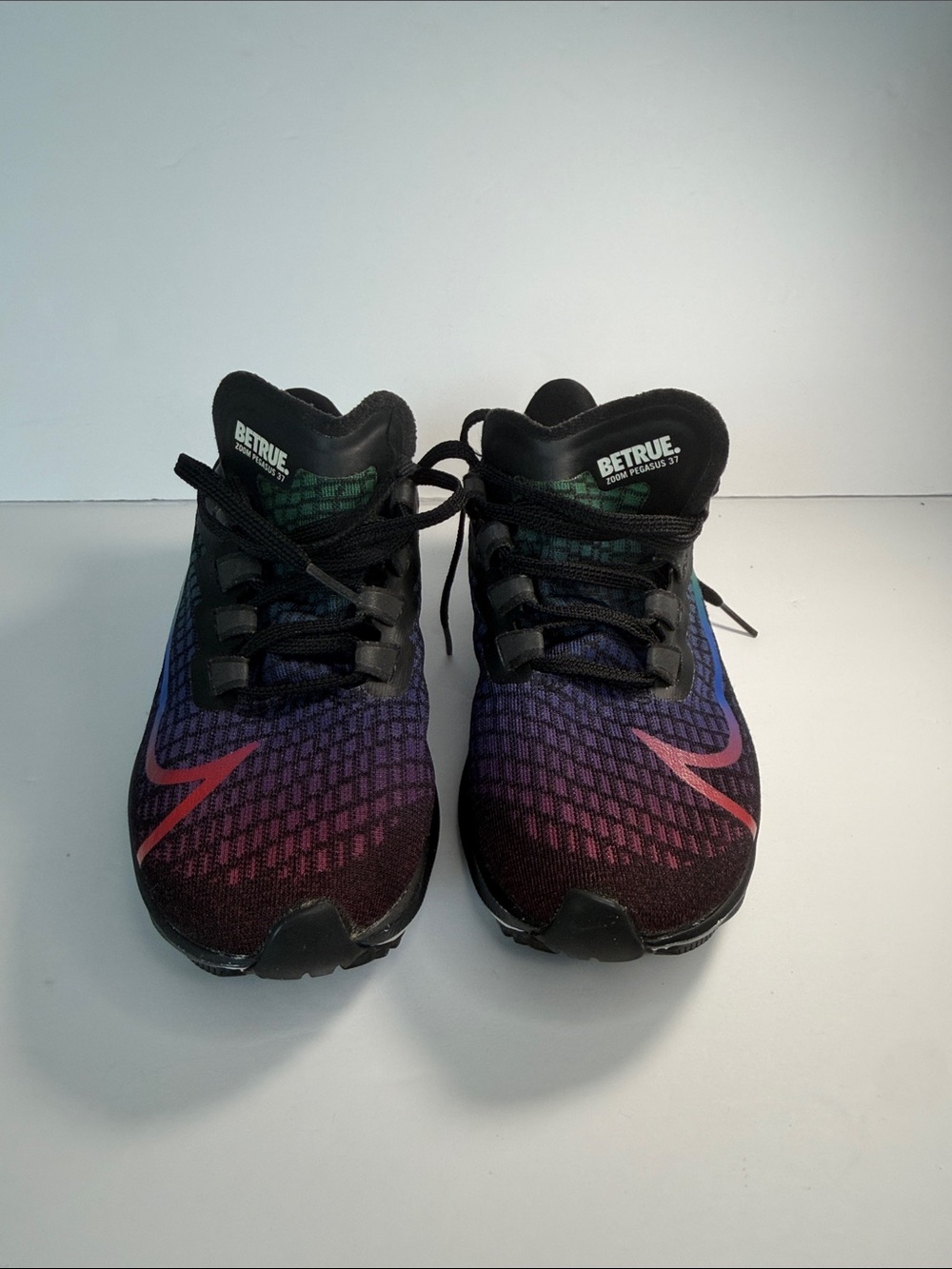 Gradient Men's Running Sneakers - Black Multicolor